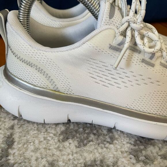 Cole Haan Women's White ZERØGRAND Journey Shoes Comfort Walking Size 6.5 - Picture 3 of 11